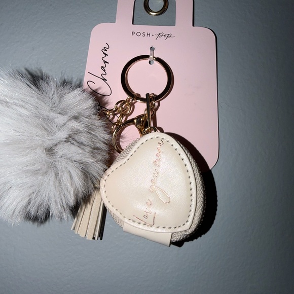 Posh Pop Gray and Cream Keychain Charm - Picture 3 of 3